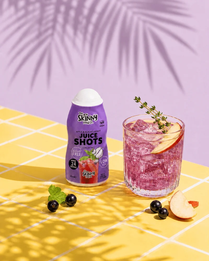Skinny Apfel- und Johannisbeersaft-Shot (zuckerfrei) – 60 ml