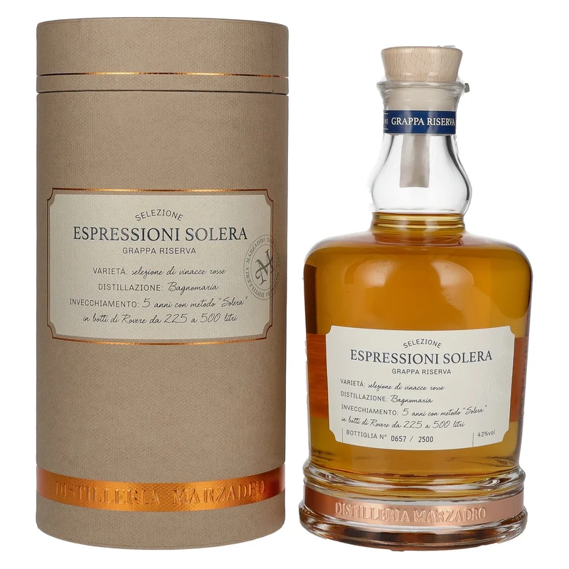 Marzadro ESPRESSIONI SOLERA Grappa 42% Vol. 0,7l in Geschenkbox