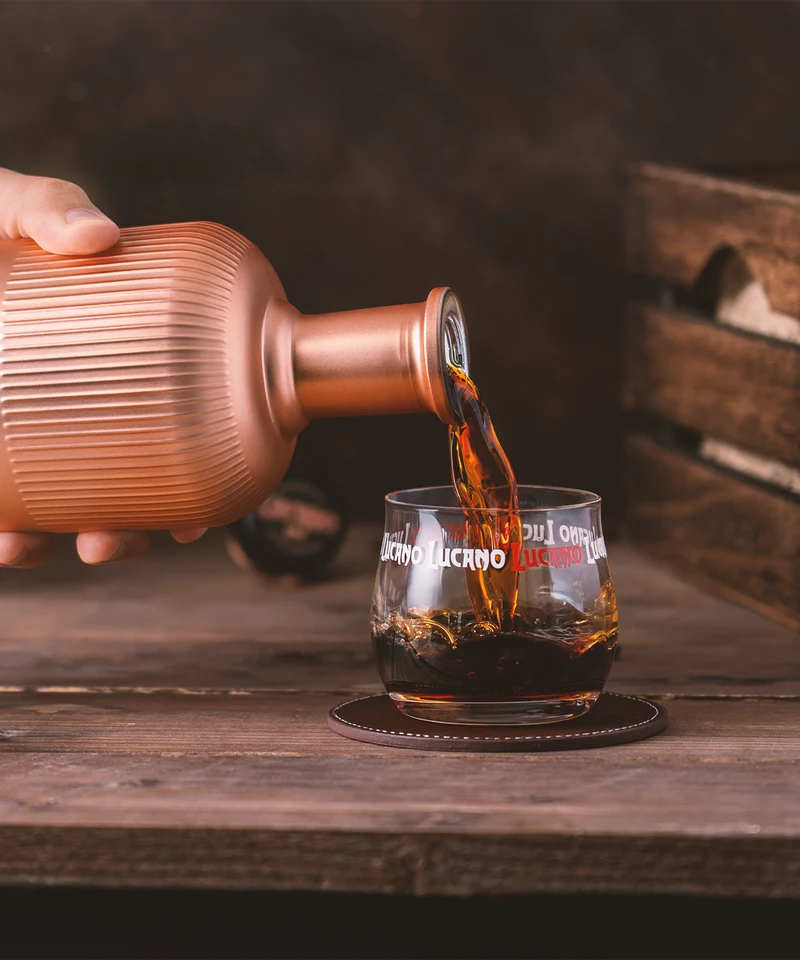 Amaro Lucano Anniversario Essenza inkl. 4 Gläser