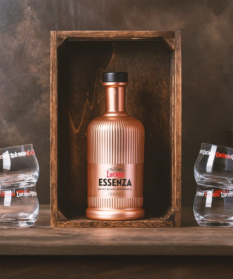 Amaro Lucano Anniversario Essenza inkl. 4 Gläser