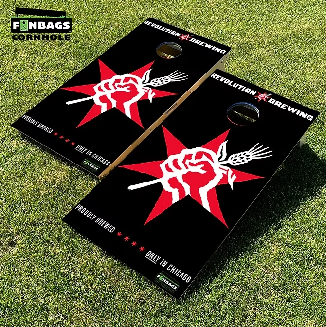 Cornhole Sets (via fanbagscornhole.com)