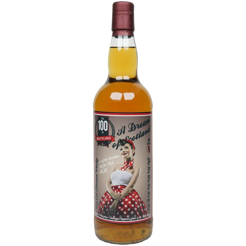 Very Old Blended Whisky - A Dream of Scotland