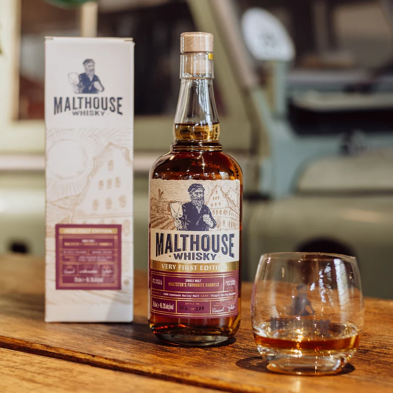 MALTHOUSE Very First Edition 45,3% 70 cl - Limitiert auf 300 Flaschen (ab €86,00)